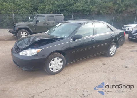 2005 Toyota Camry Std z USA, uszkodzony, nr VIN 4T1BE32K85U045449
